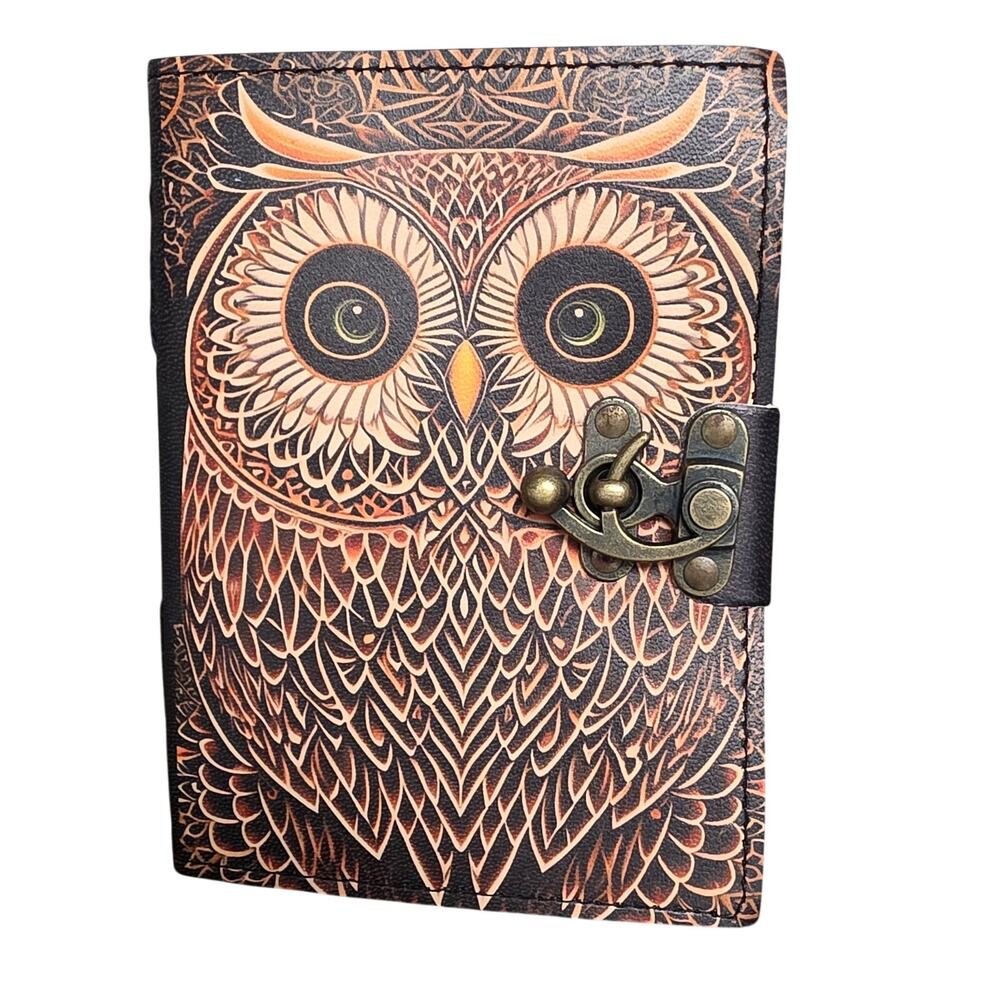 Leather Journal Diary Metal Clasp 5 x 7 Vintage Paper 200 pages Owl